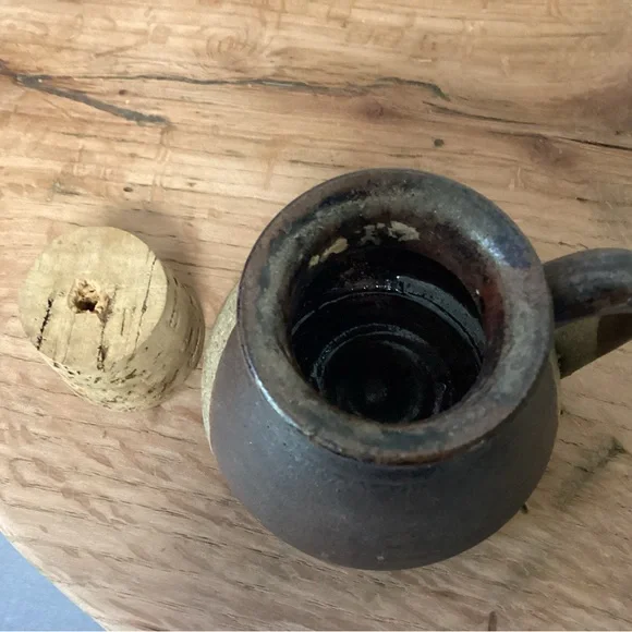 🟤 Vintage - Two Toned Handmade Ceramic Pottery Jar / Creamer / Pitcher - Unique - Picture 7 of 15